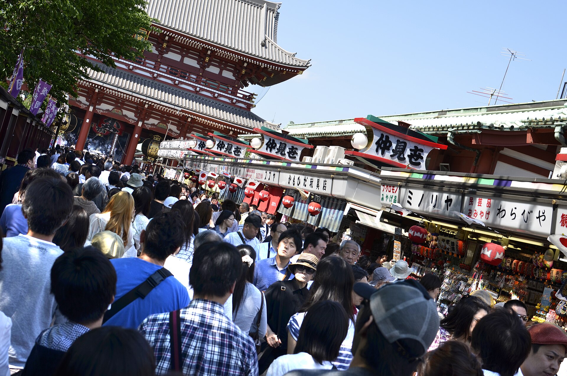 Dense crowd of tourists in front of Sensō-ji Temple in Asakusa, Tokyo